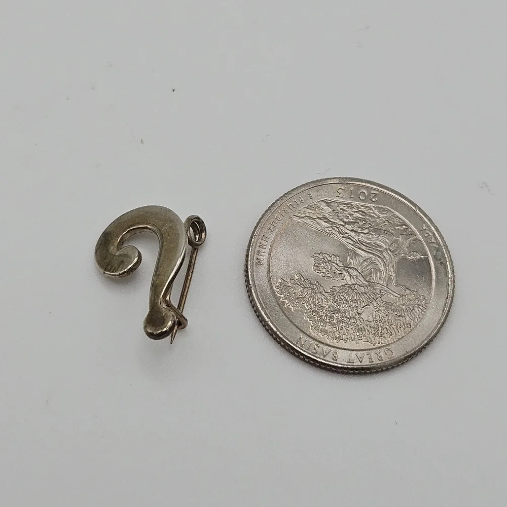 N/A small lapel